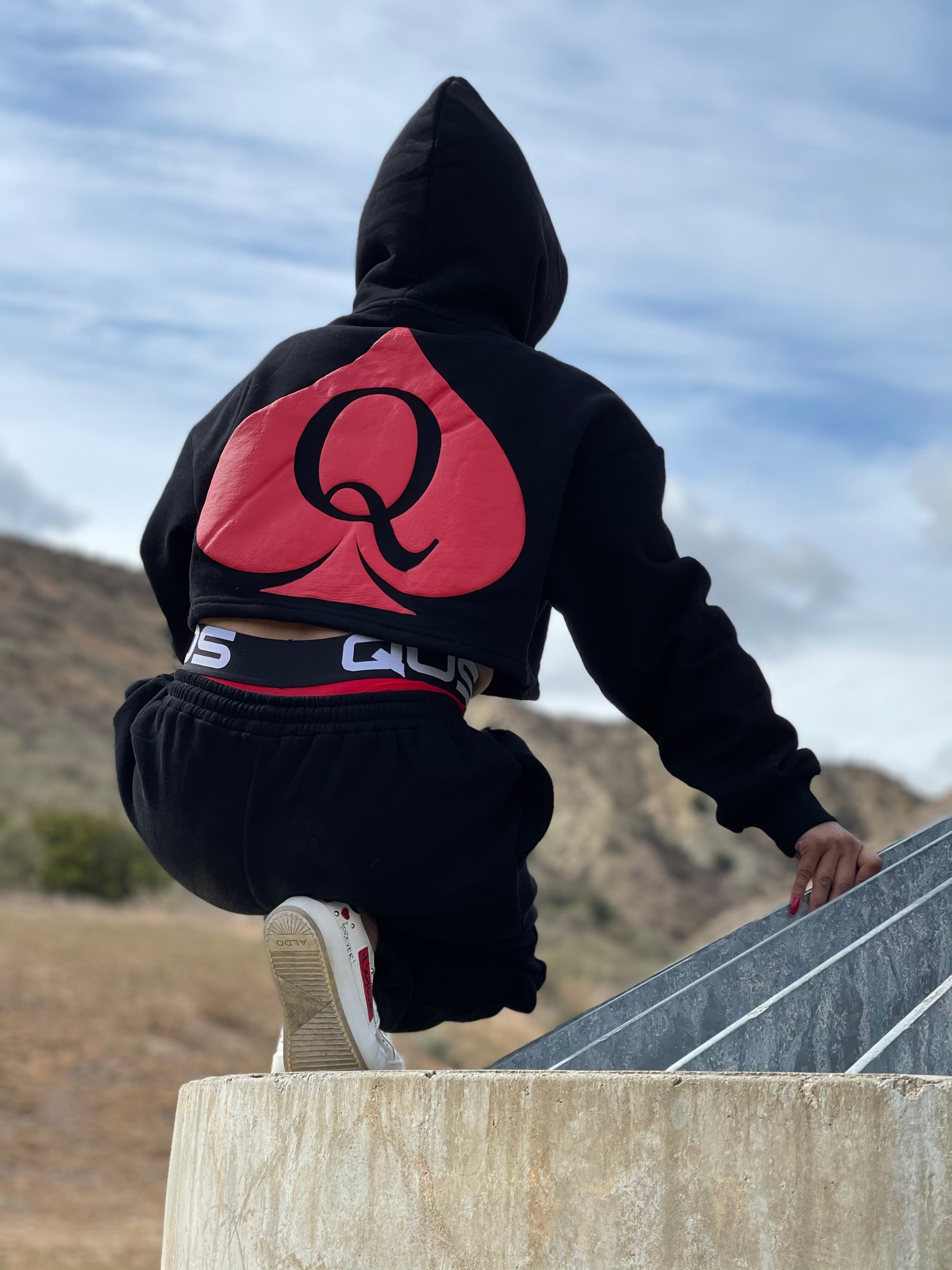 Q Spade QOS Logo Jogger Set